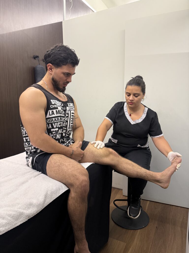Sesión de masaje de descarga muscular en Qoren